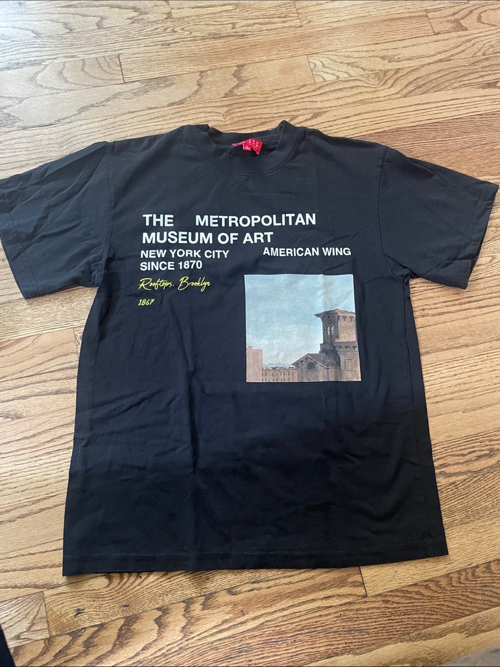 Metropolitan Museum of Art Black Graphic Tee
